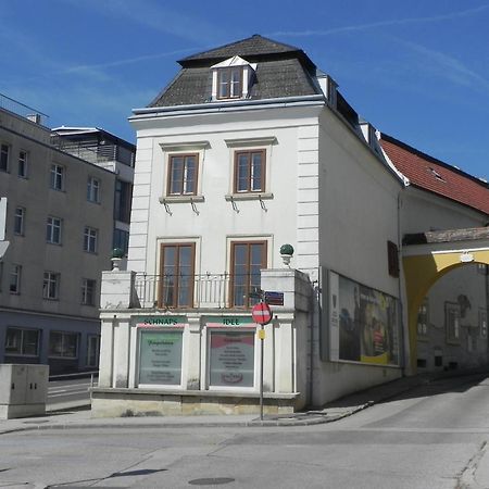 Schloss-Appartements Eisenstadt Exterior photo